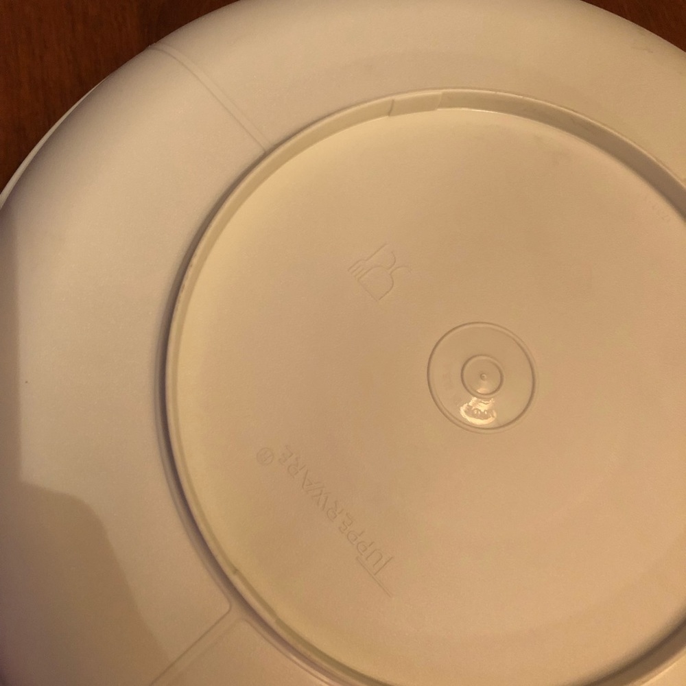 Tupperware - Picture 3 of 3